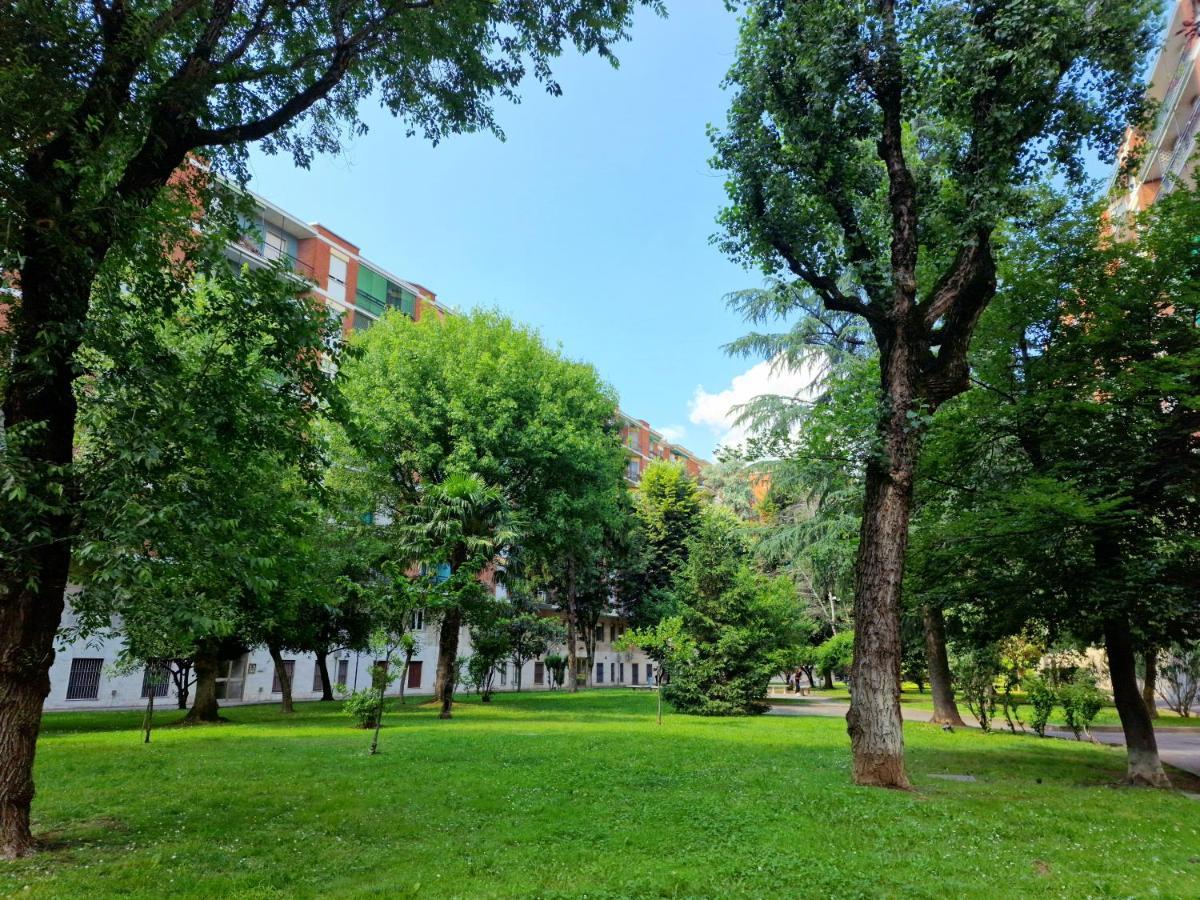 Apartament Giardino Sul Naviglio Mediolan Zewnętrze zdjęcie